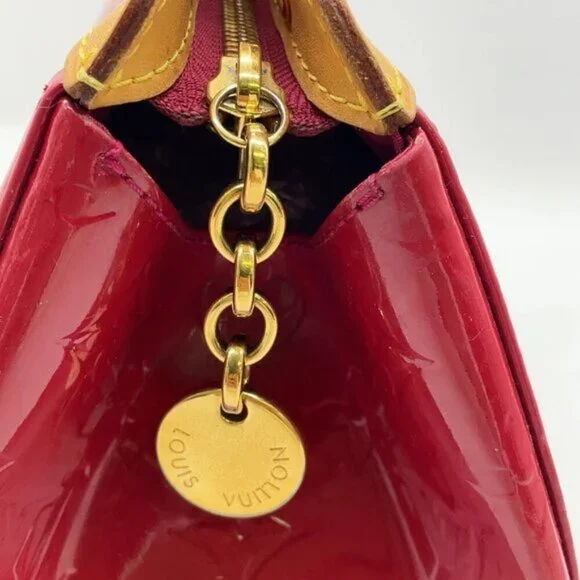 Louis Vuitton Brea MM Red Monogram Vernis Satchel | Authentic LV Crossbody Bag - Picture 6 of 15
